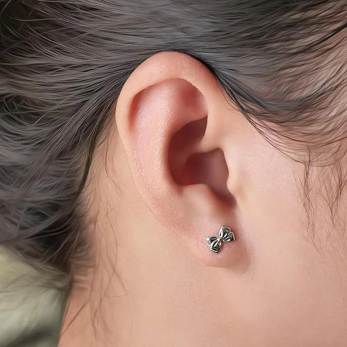 Limerencia Titanium Flat-Back Earring