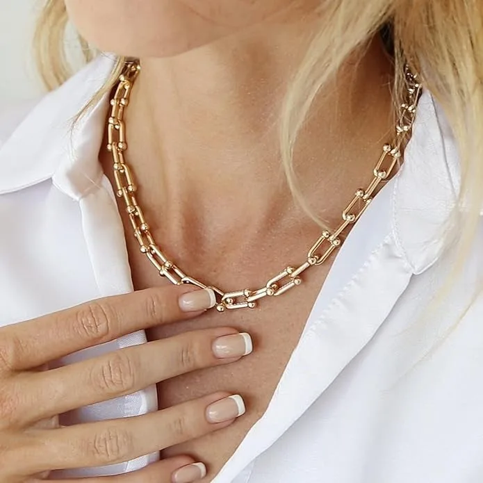 Lushboom Herringbone Chain Necklace